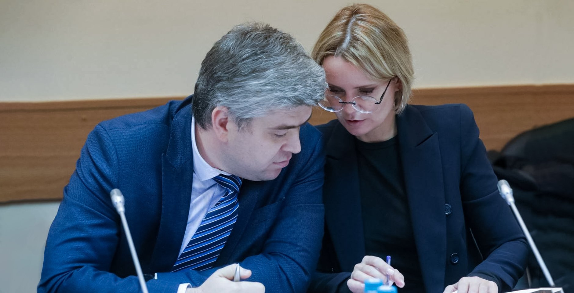 Проректор по научной и инновационной работе Дагестанского государственного университета Алимурад Гаджиев и директор фонда «Компас» Татьяна Ковалева. Фото: фонд «Компас» Проректор по научной и инновационной работе Дагестанского государственного университета Алимурад Гаджиев и директор фонда «Компас» Татьяна Ковалева. Фото: фонд «Компас»