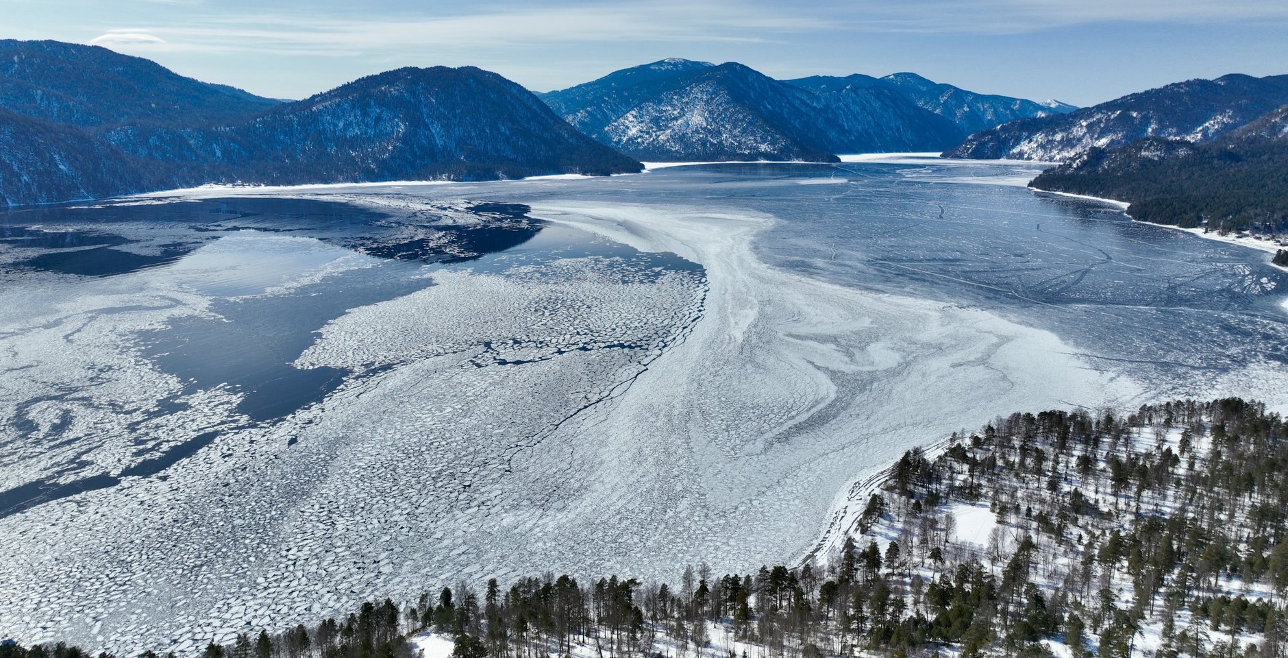 Алтайский заповедник. Фото: Роман Воробьёв и Татьяна Клименко